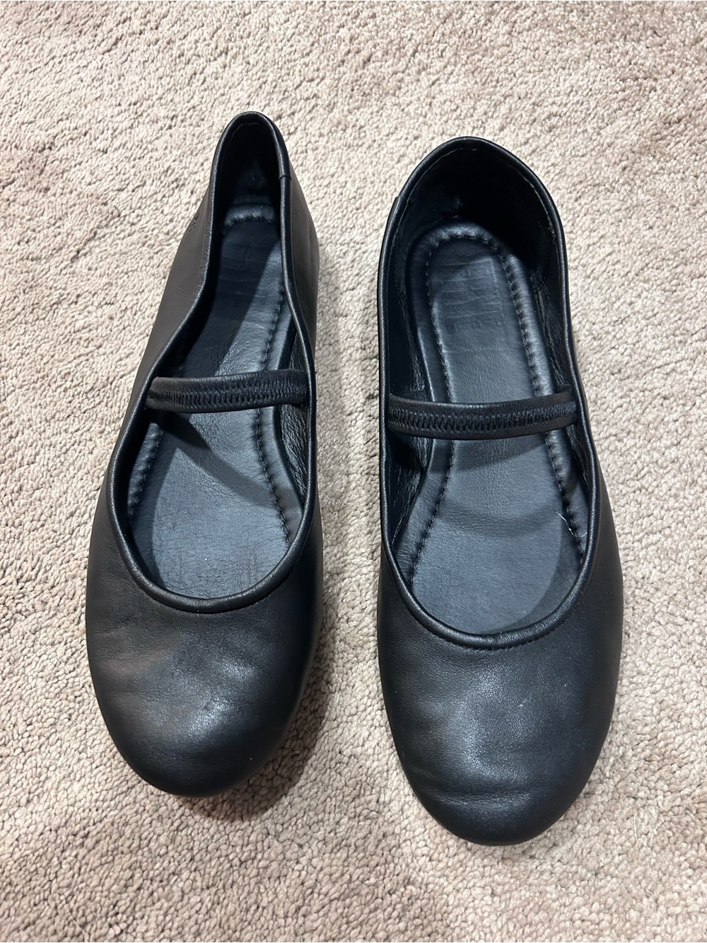 FRYE Emma Black Mary Jane Style Ballet Flats with Elastic Strap